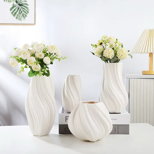 DELUXE™ Keramikvasen-Set „Wave" — Skulpturales Wellendesign in Weiß