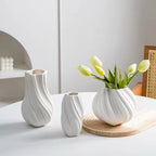 DELUXE™ Keramikvasen-Set „Wave" — Skulpturales Wellendesign in Weiß